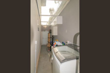 Casa de condomínio à venda com 131m², 2 quartos e 2 vagasÁrea de Serviço