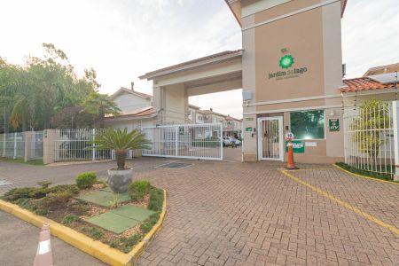 Casa de condomínio à venda com 131m², 2 quartos e 2 vagasPortaria