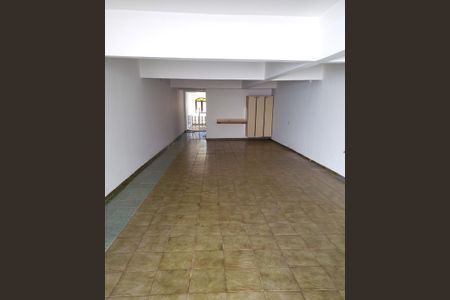 Foto 15 de casa para alugar com 4 quartos, 225m² em Vila Irmaos Arnoni, São Paulo