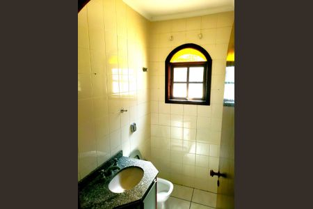 Foto 13 de casa para alugar com 4 quartos, 225m² em Vila Irmaos Arnoni, São Paulo