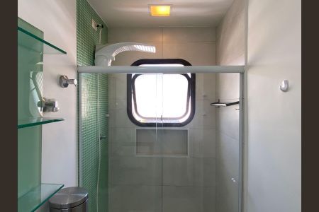 Apartamento à venda com 126m², 4 quartos e 2 vagasBanheiro da Suíte