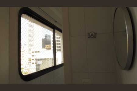 Apartamento à venda com 126m², 4 quartos e 2 vagasBanheiro 1