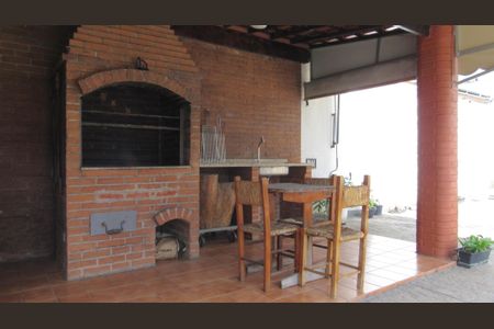 Apartamento à venda com 126m², 4 quartos e 2 vagas Área comum - Churrasqueira