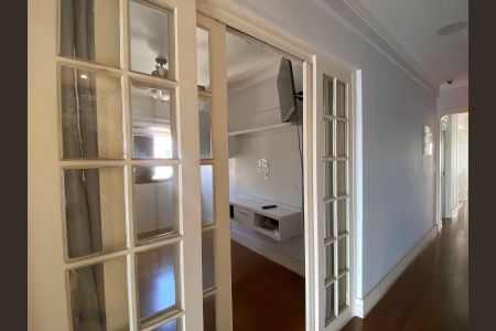Apartamento à venda com 126m², 4 quartos e 2 vagasQuarto 2