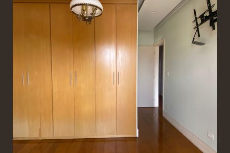 Apartamento à venda com 126m², 4 quartos e 2 vagasSuîte 