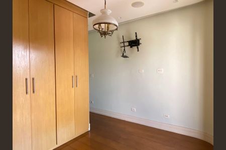 Apartamento à venda com 126m², 4 quartos e 2 vagasSuîte 