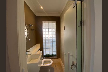 Apartamento à venda com 126m², 4 quartos e 2 vagasLavabo