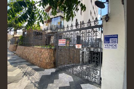 Apartamento à venda com 126m², 4 quartos e 2 vagasFachada - Placa