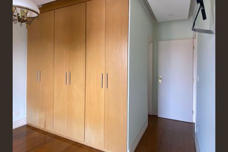 Apartamento à venda com 126m², 4 quartos e 2 vagasSuîte 