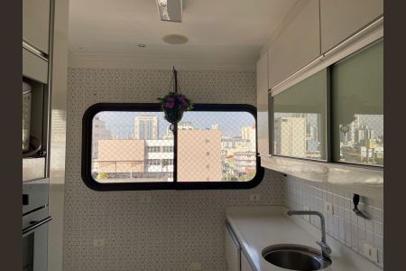 Apartamento à venda com 126m², 4 quartos e 2 vagasCozinha