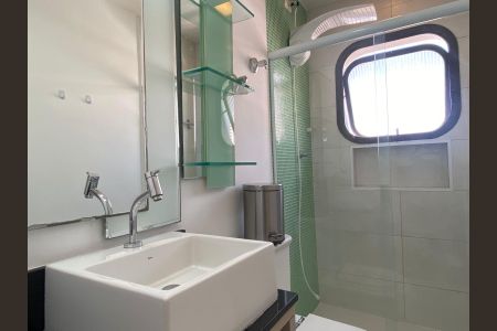 Apartamento à venda com 126m², 4 quartos e 2 vagasBanheiro da Suíte