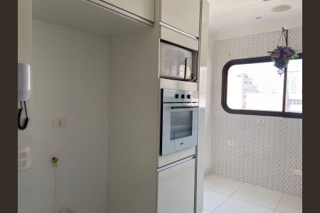 Apartamento à venda com 126m², 4 quartos e 2 vagasCozinha