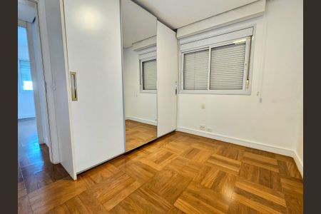 Apartamento à venda com 111m², 2 quartos e 2 vagasSuite 2