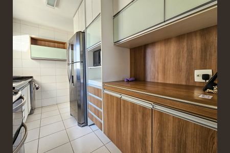 Apartamento à venda com 111m², 2 quartos e 2 vagasCozinha