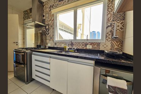 Apartamento à venda com 111m², 2 quartos e 2 vagasCozinha