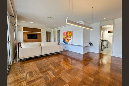 Apartamento à venda com 111m², 2 quartos e 2 vagasSala