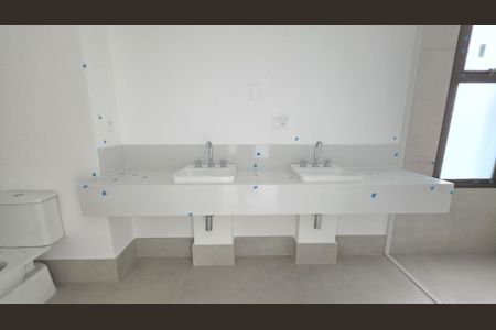 Apartamento à venda com 182m², 3 quartos e 3 vagas Apartamento à venda com 182m², 3 quartos e 3 vagasBanheiro