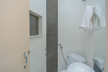 Casa de condomínio à venda com 65m², 2 quartos e 2 vagasLavabo
