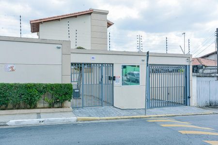Casa de condomínio à venda com 65m², 2 quartos e 2 vagasFachada