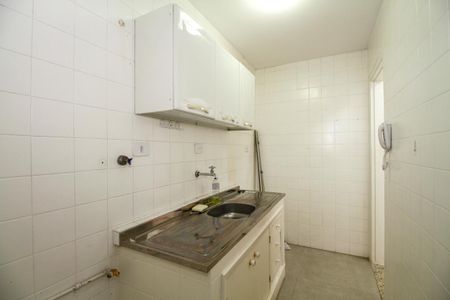 Apartamento à venda com 49m², 2 quartos e 1 vaga Apartamento à venda com 49m², 2 quartos e 1 vagaCozinha