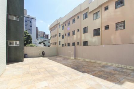 Apartamento à venda com 241m², 4 quartos e 3 vagasÁrea Privativa