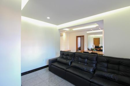 Apartamento à venda com 241m², 4 quartos e 3 vagasSala
