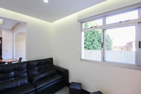 Sala de apartamento à venda com 4 quartos, 241m² em Padre Eustáquio, Belo Horizonte