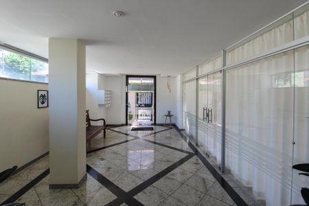 Apartamento à venda com 241m², 4 quartos e 3 vagasHall de entrada