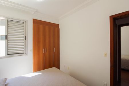 Apartamento à venda com 241m², 4 quartos e 3 vagasQuarto 3