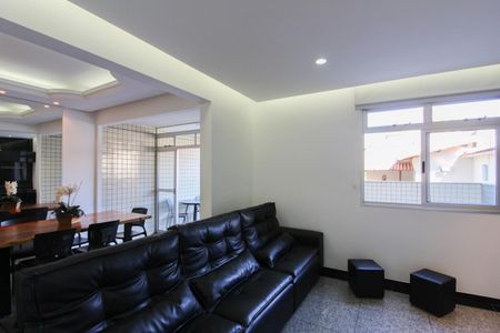 Sala de apartamento à venda com 4 quartos, 241m² em Padre Eustáquio, Belo Horizonte