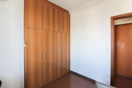 Apartamento à venda com 241m², 4 quartos e 3 vagasQuarto 1