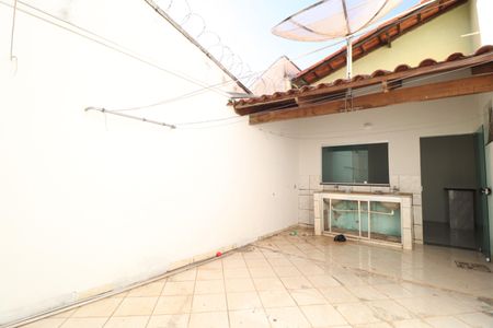 Casa para alugar com 150m², 3 quartos e 4 vagasÁrea de Serviço