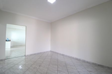 Casa para alugar com 150m², 3 quartos e 4 vagasSala