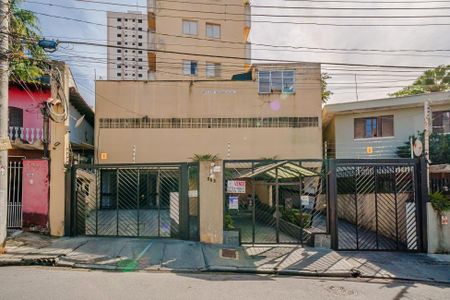 Apartamento para alugar com 55m², 2 quartos e 1 vagaFachada