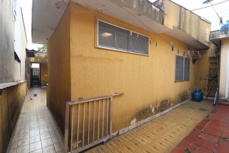 Casa à venda com 235m², 3 quartos e 2 vagasQuintal
