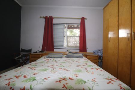 Casa à venda com 235m², 3 quartos e 2 vagasQuarto 1