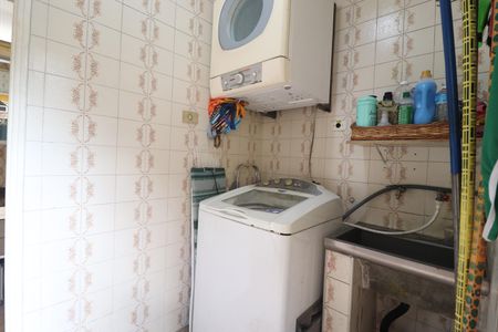 Casa à venda com 235m², 3 quartos e 2 vagasÁrea de Serviço