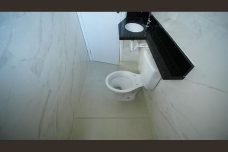 Apartamento à venda com 84m², 2 quartos e 1 vagaBanheiro Social