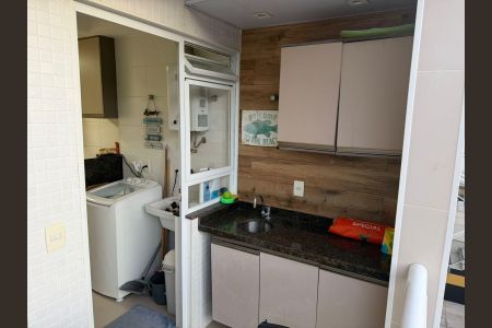 Apartamento à venda com 60m², 1 quarto e 1 vagaSacada