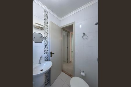 Apartamento para alugar com 62m², 2 quartos e 1 vaga Apartamento para alugar com 62m², 2 quartos e 1 vagaBanheiro social