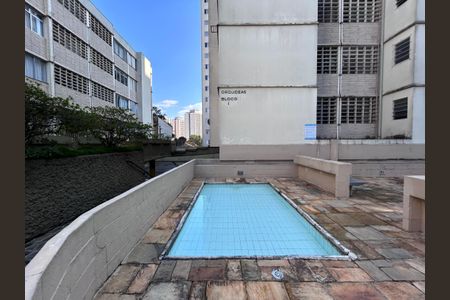 Apartamento para alugar com 62m², 2 quartos e 1 vaga Apartamento para alugar com 62m², 2 quartos e 1 vagaPiscina
