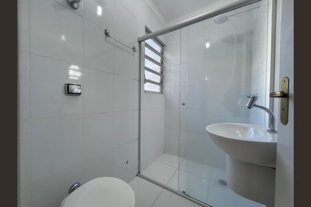 Apartamento para alugar com 62m², 2 quartos e 1 vaga Apartamento para alugar com 62m², 2 quartos e 1 vagaBanheiro social