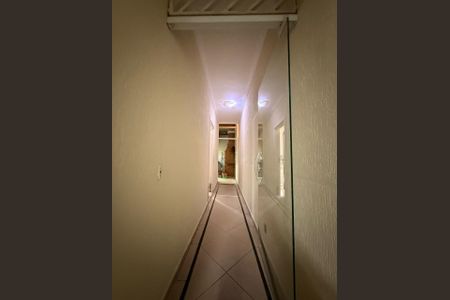 Casa para alugar com 110m², 2 quartos e 2 vagasCorredor