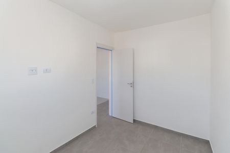 Quarto 2 de apartamento para alugar com 2 quartos, 35m² em Vila Mazzei, São Paulo