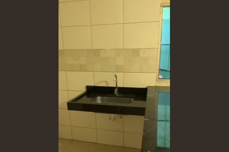 Cozinha de casa para alugar com 2 quartos, 40m² em Pedra Azul, Contagem