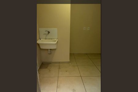 Área de serviço de casa para alugar com 2 quartos, 40m² em Pedra Azul, Contagem