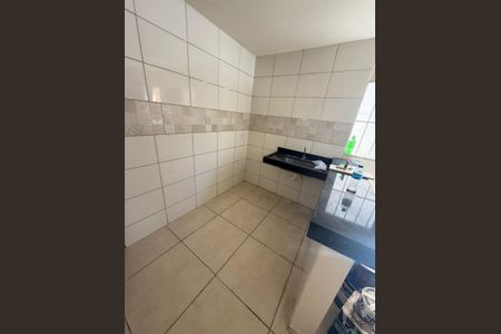 Cozinha de casa para alugar com 2 quartos, 40m² em Pedra Azul, Contagem