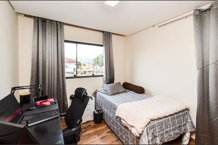 Casa à venda com 300m², 3 quartos e 6 vagas