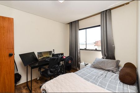 Casa à venda com 300m², 3 quartos e 6 vagas