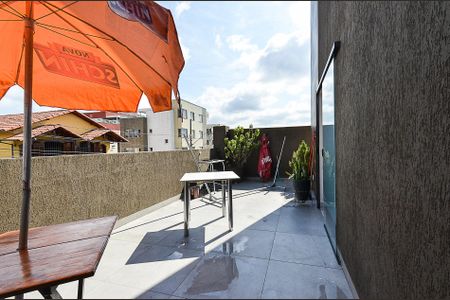Casa à venda com 300m², 3 quartos e 6 vagas